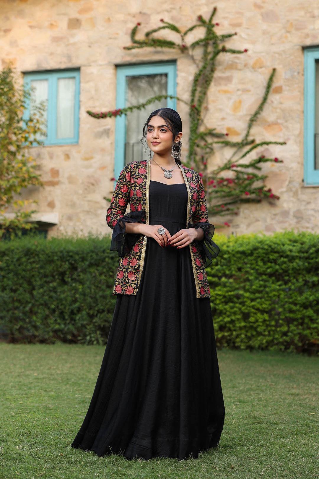 Anastay Black Jacket & Gown Set