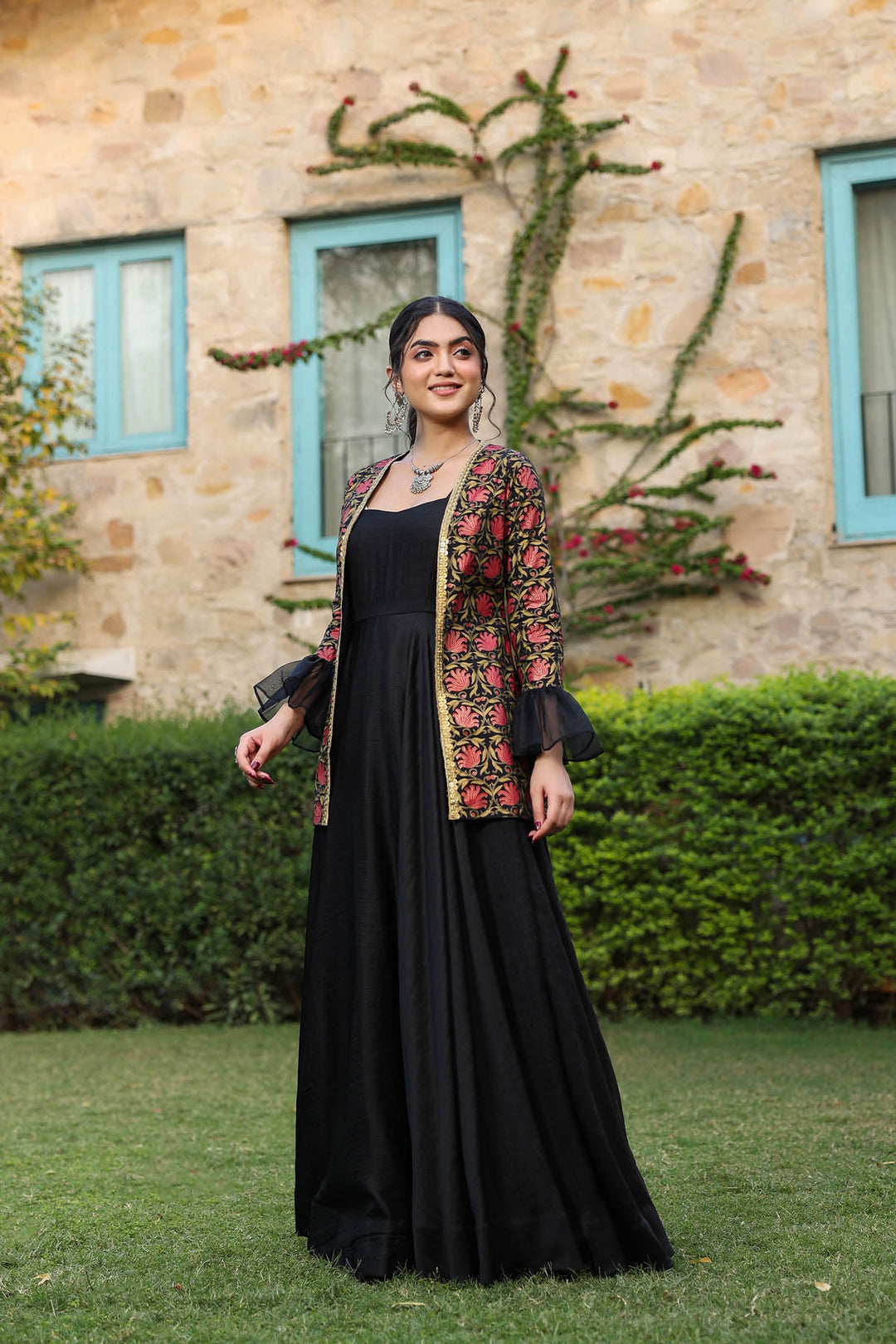 Anastay Black Jacket & Gown Set